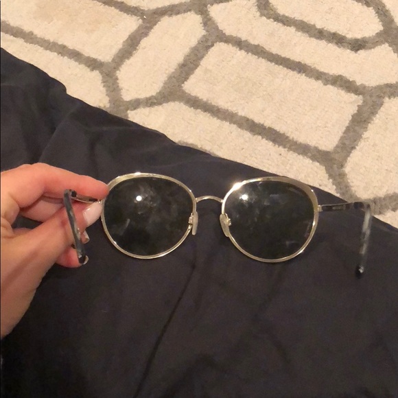 Chanel sunglasses - Picture 5 of 6